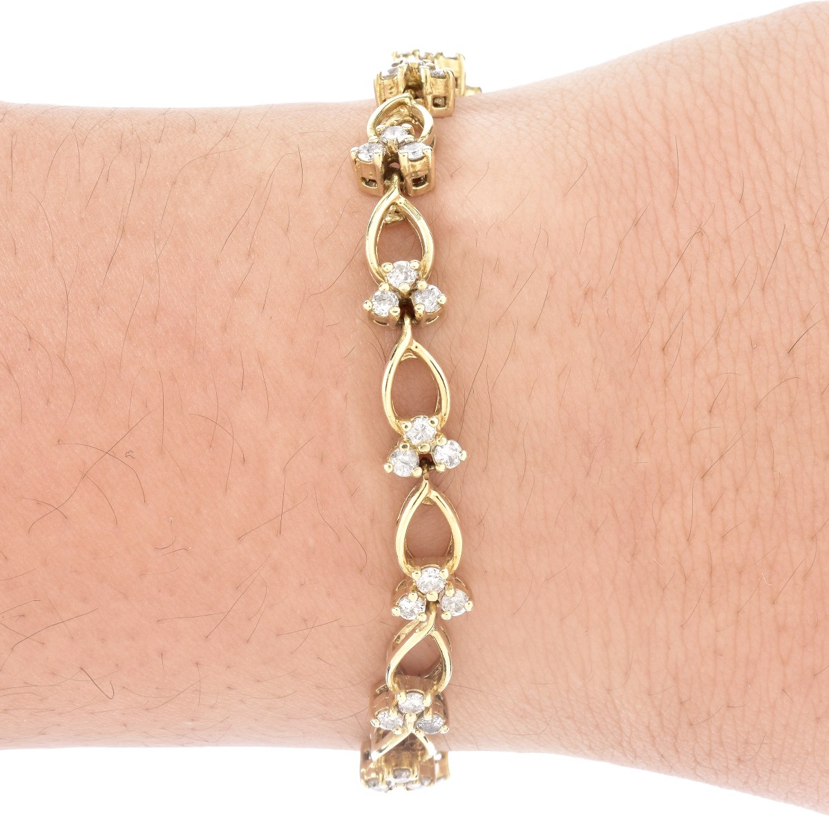 2.15ct TW Diamond and 14K Gold Bracelet