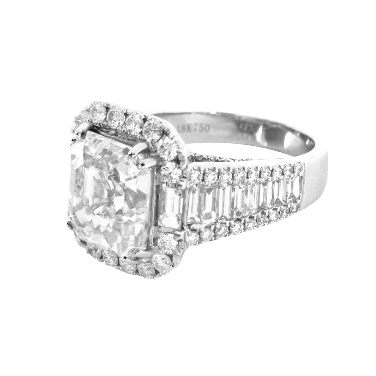 GIA 5.27ct Diamond and 18K Gold Ring