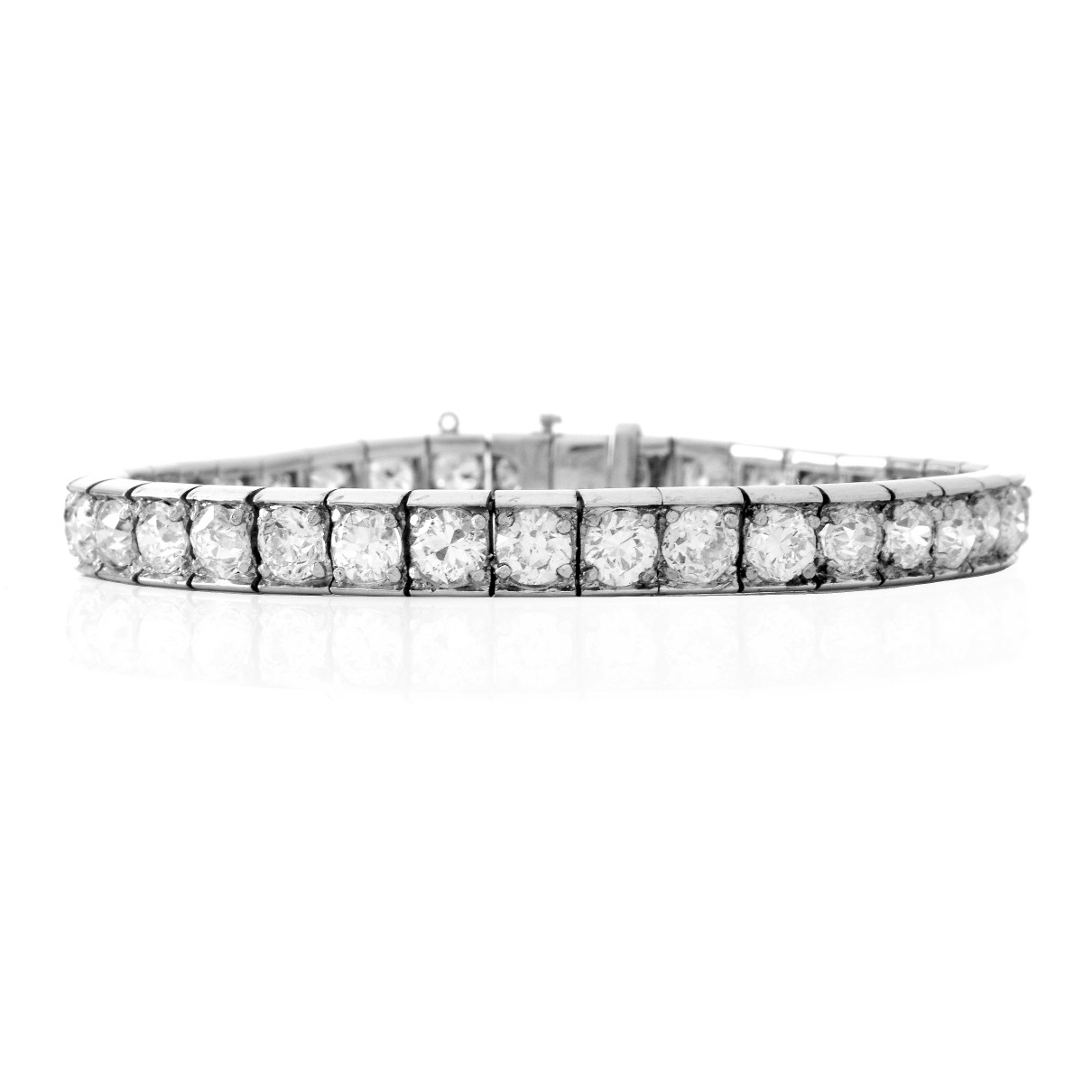 Antique 12.0ct Diamond and Platinum Bracelet