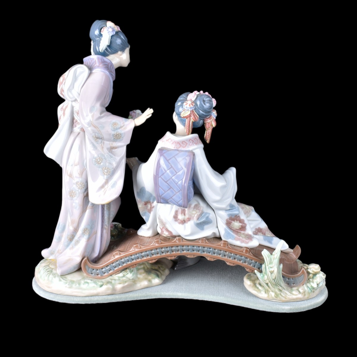 Lladro Figural Group