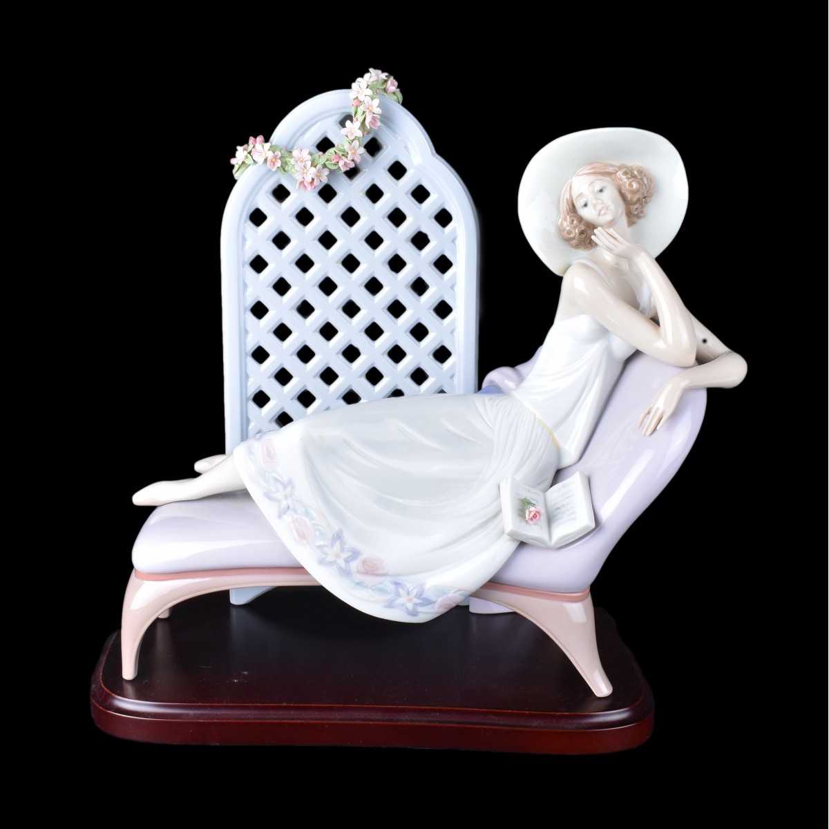 Lladro Figurine