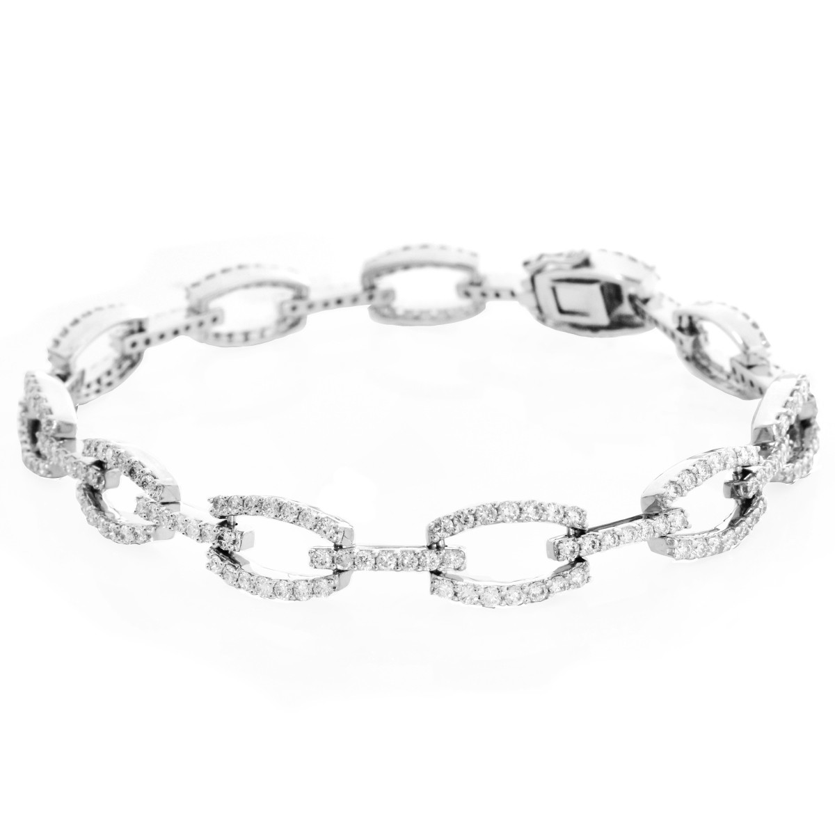 3.40ct TW Diamond and 18K Gold Bracelet