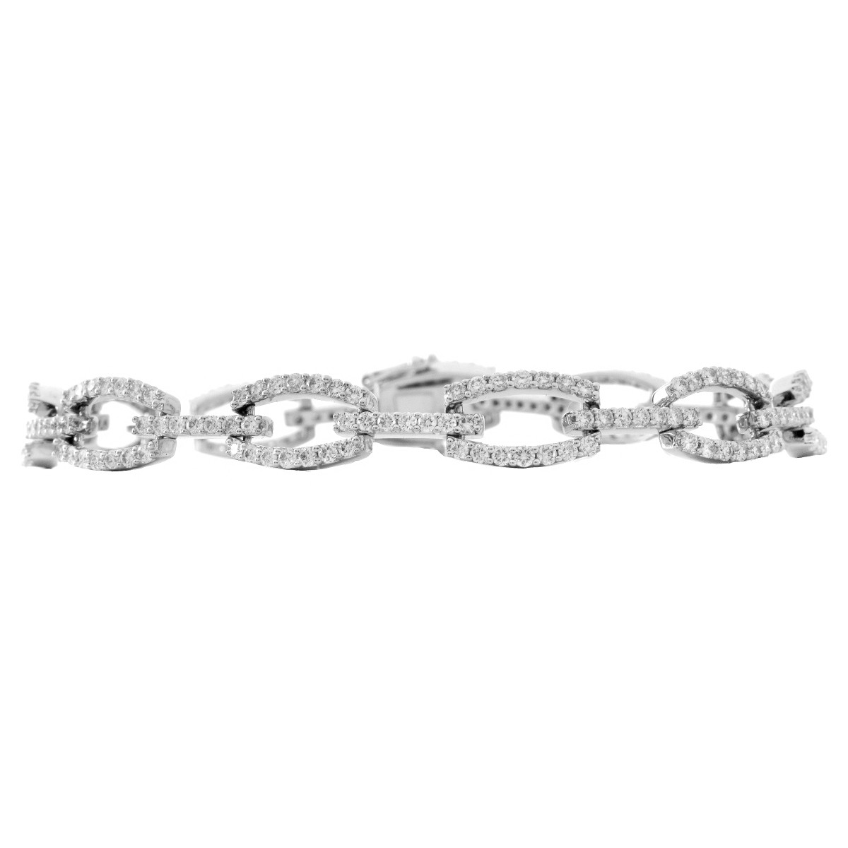 3.40ct TW Diamond and 18K Gold Bracelet