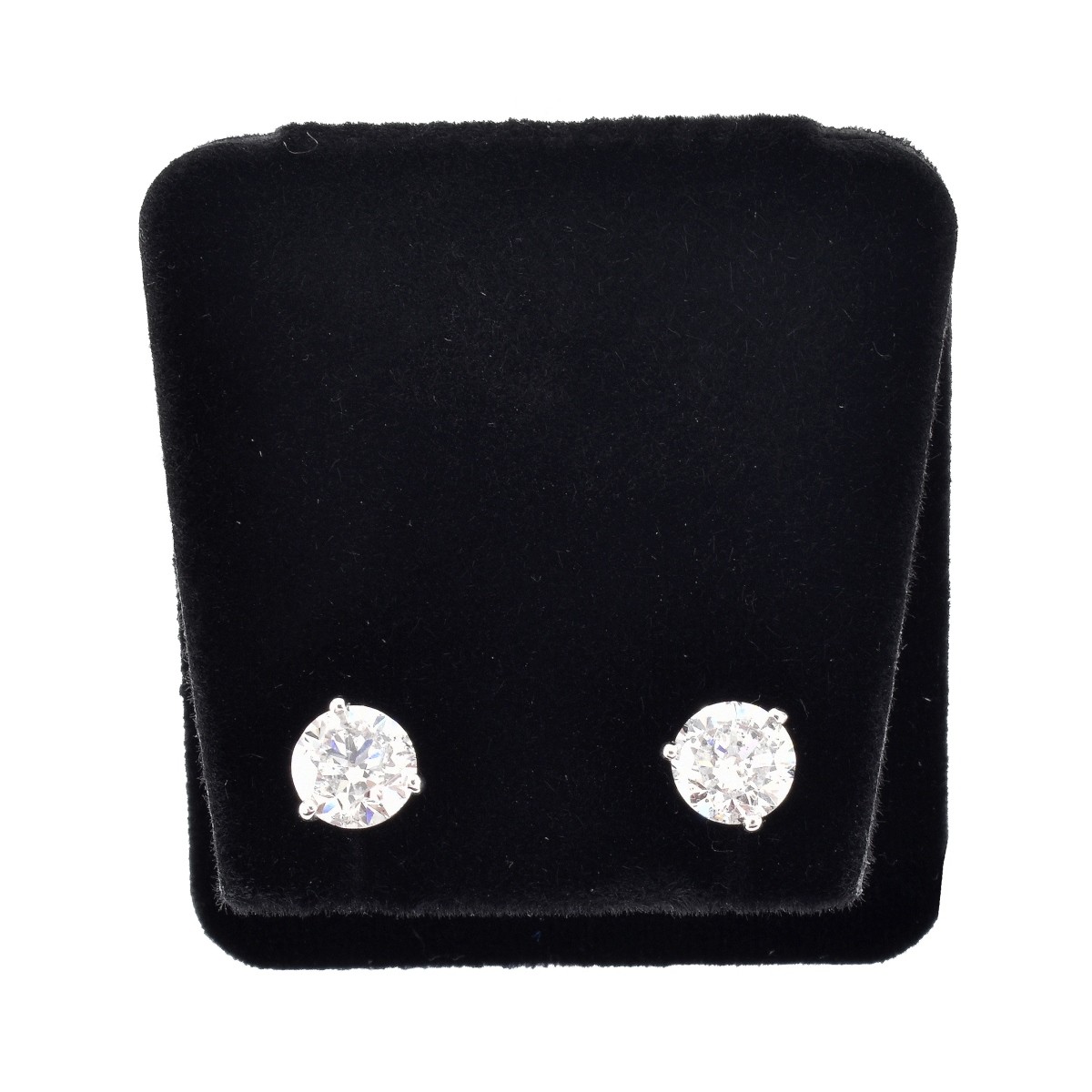 2.02ct TW Diamond Ear Studs