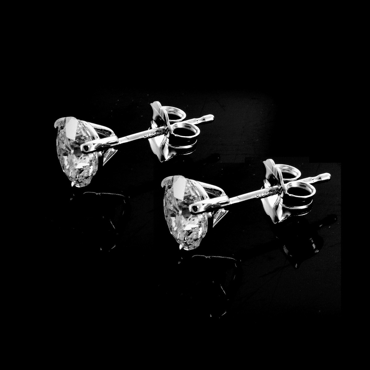 2.02ct TW Diamond Ear Studs