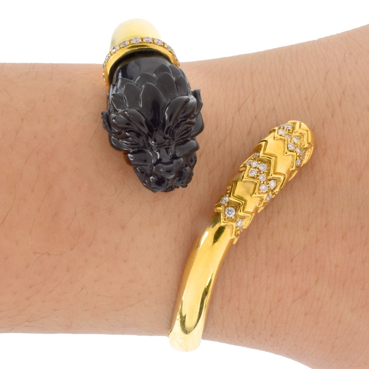 Italian 18K Gold, Diamond and Ebony Bangle