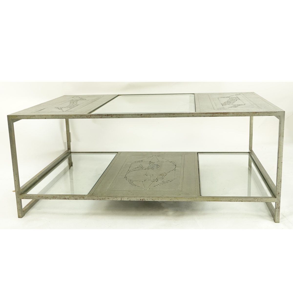 Hugo Cesar Tonti Table