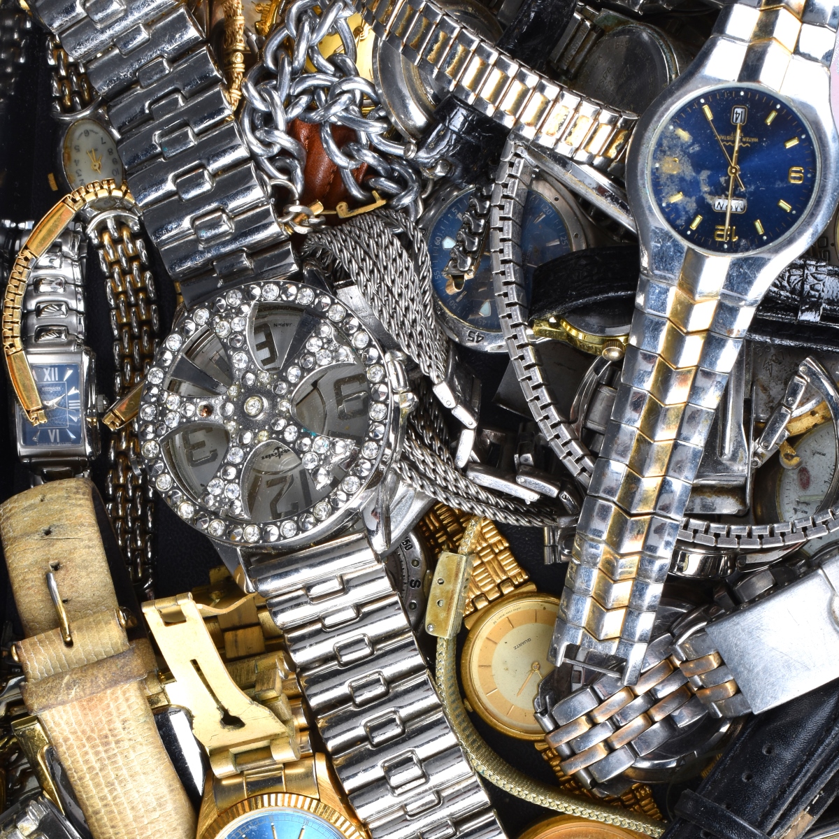 Lot Of Fashion Watches