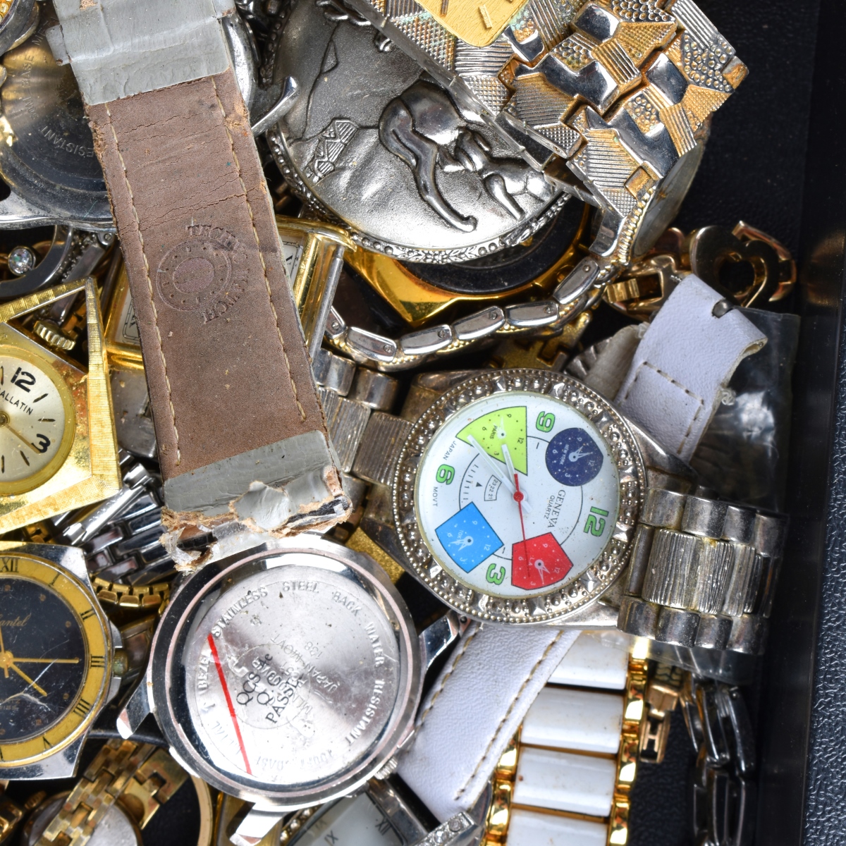 Lot Of Fashion Watches