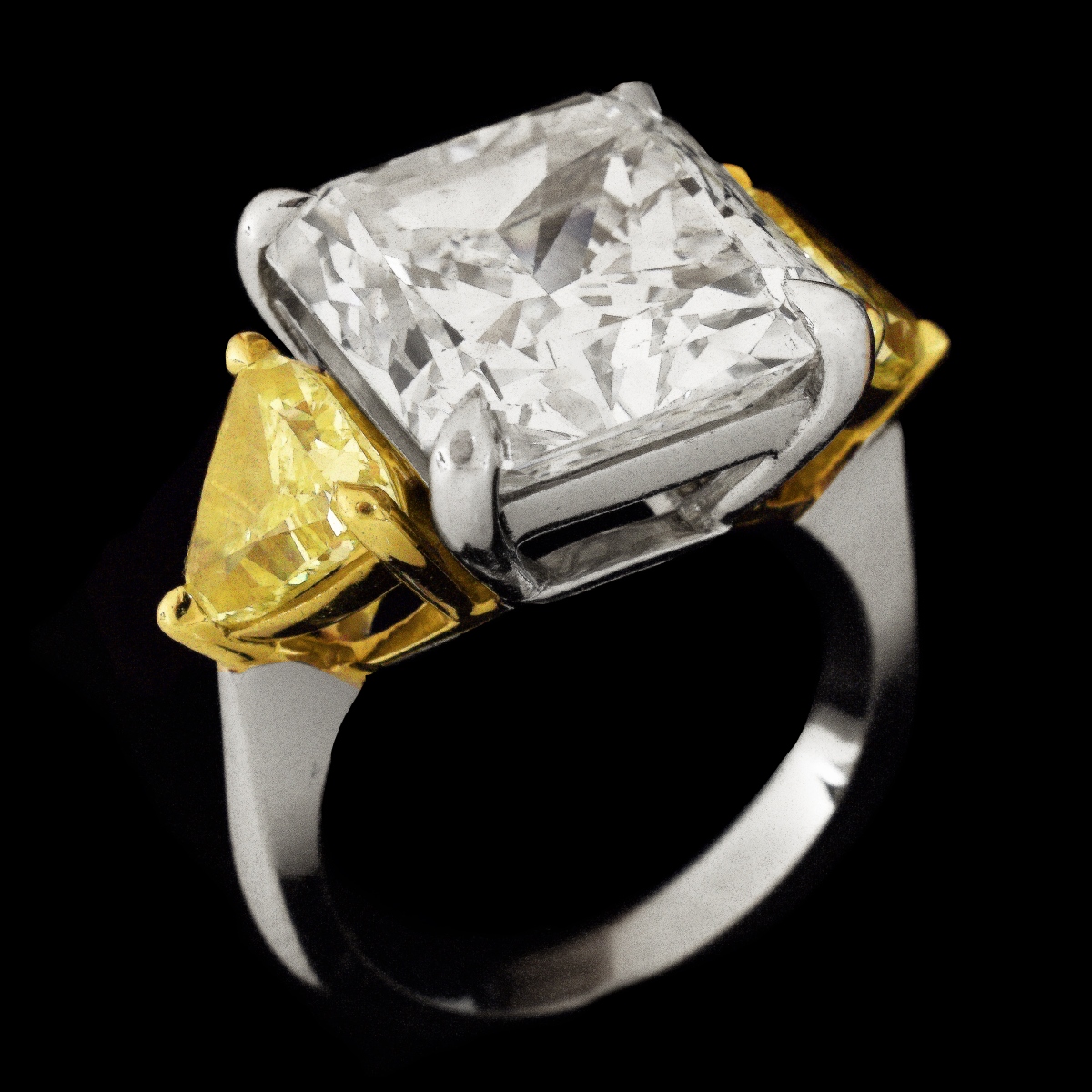 GIA "E-SI1" 9.02 Carat Diamond Ring