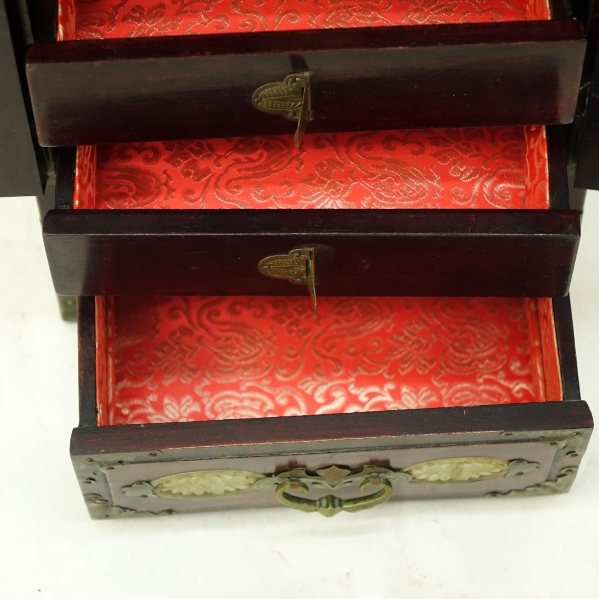 Chinese Jewelry Box