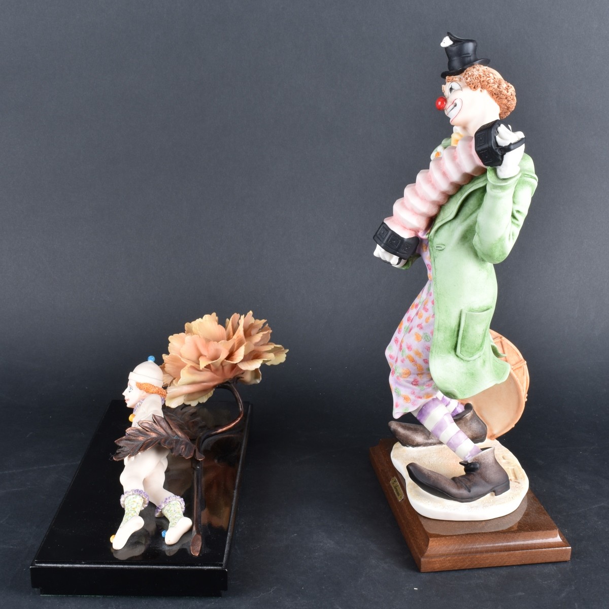 Two Giuseppe Armani Figurines