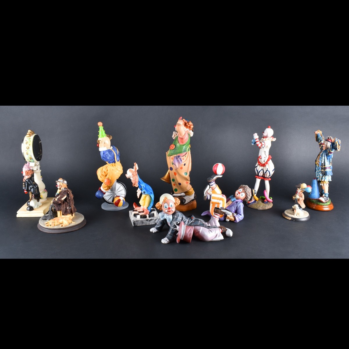10 Clown Figurines