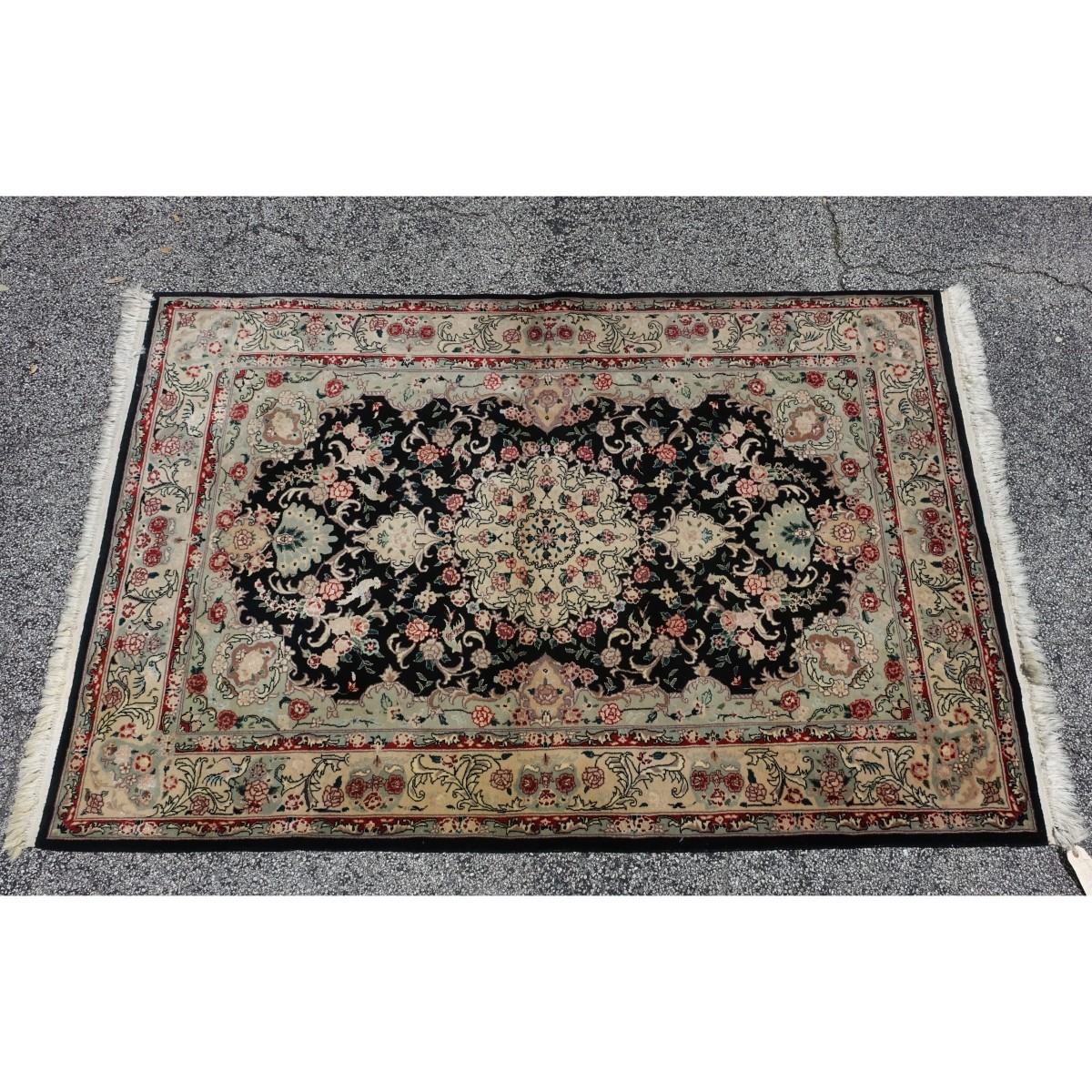 Middle Eastern Oriental Rug