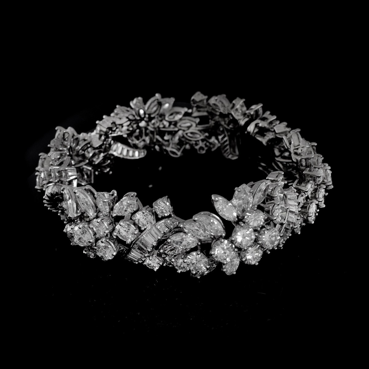 Vintage 39.70ct TW Diamond and Platinum Bracelet