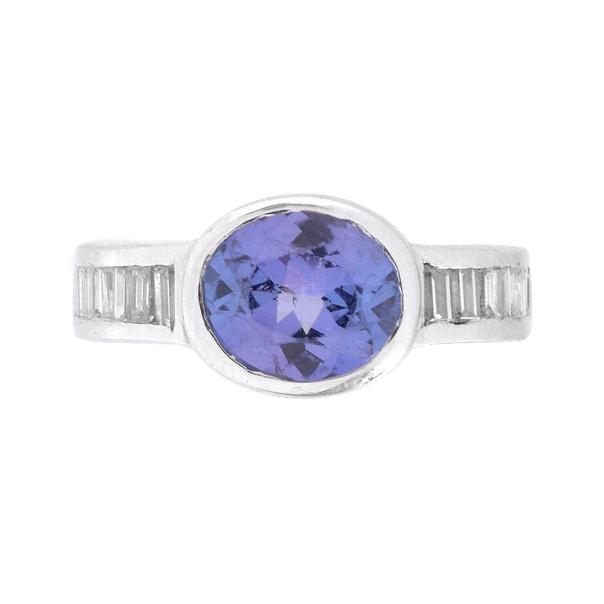 2.0ct Tanzanite, Diamond and 18K Ring