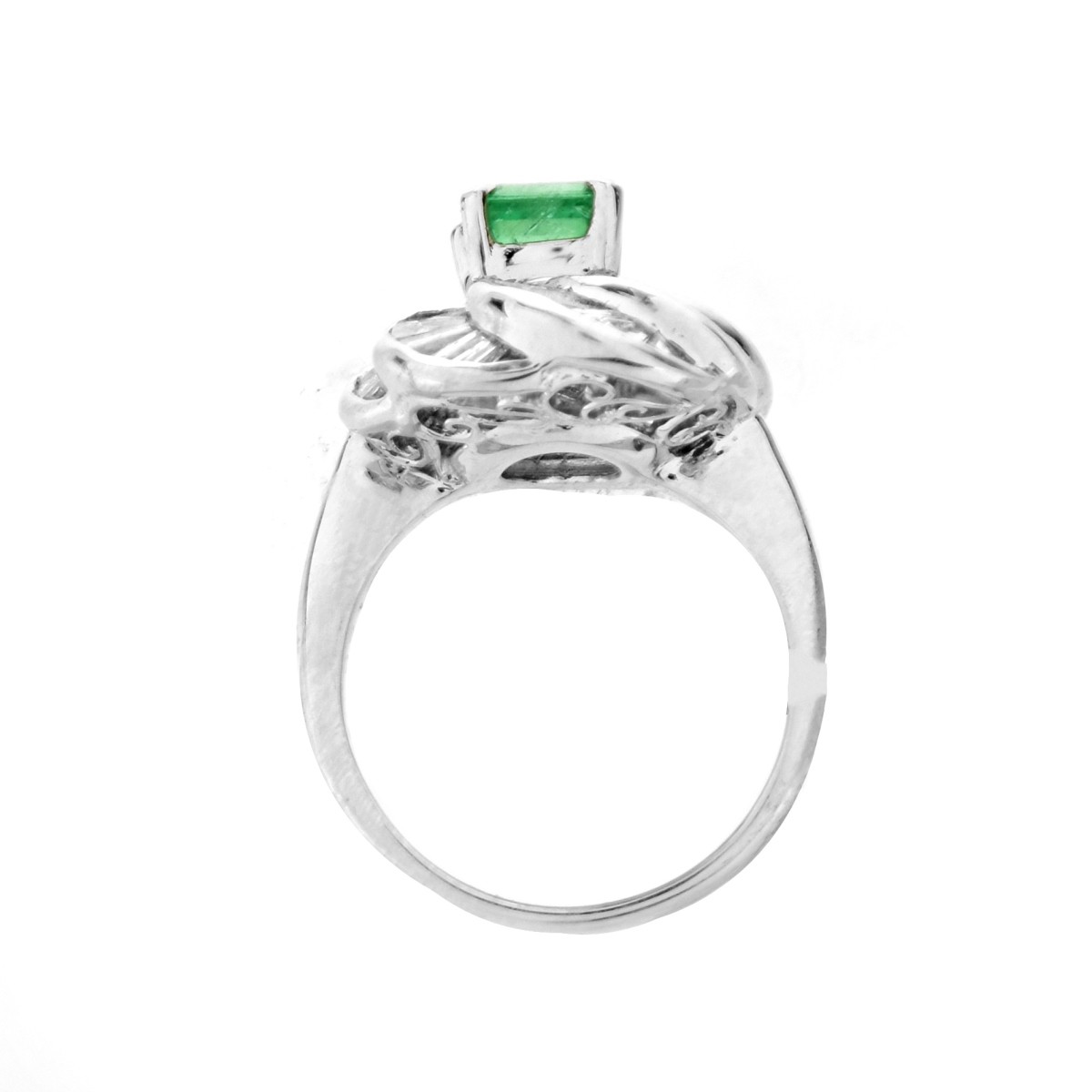 Emerald, Diamond and Platinum Ring