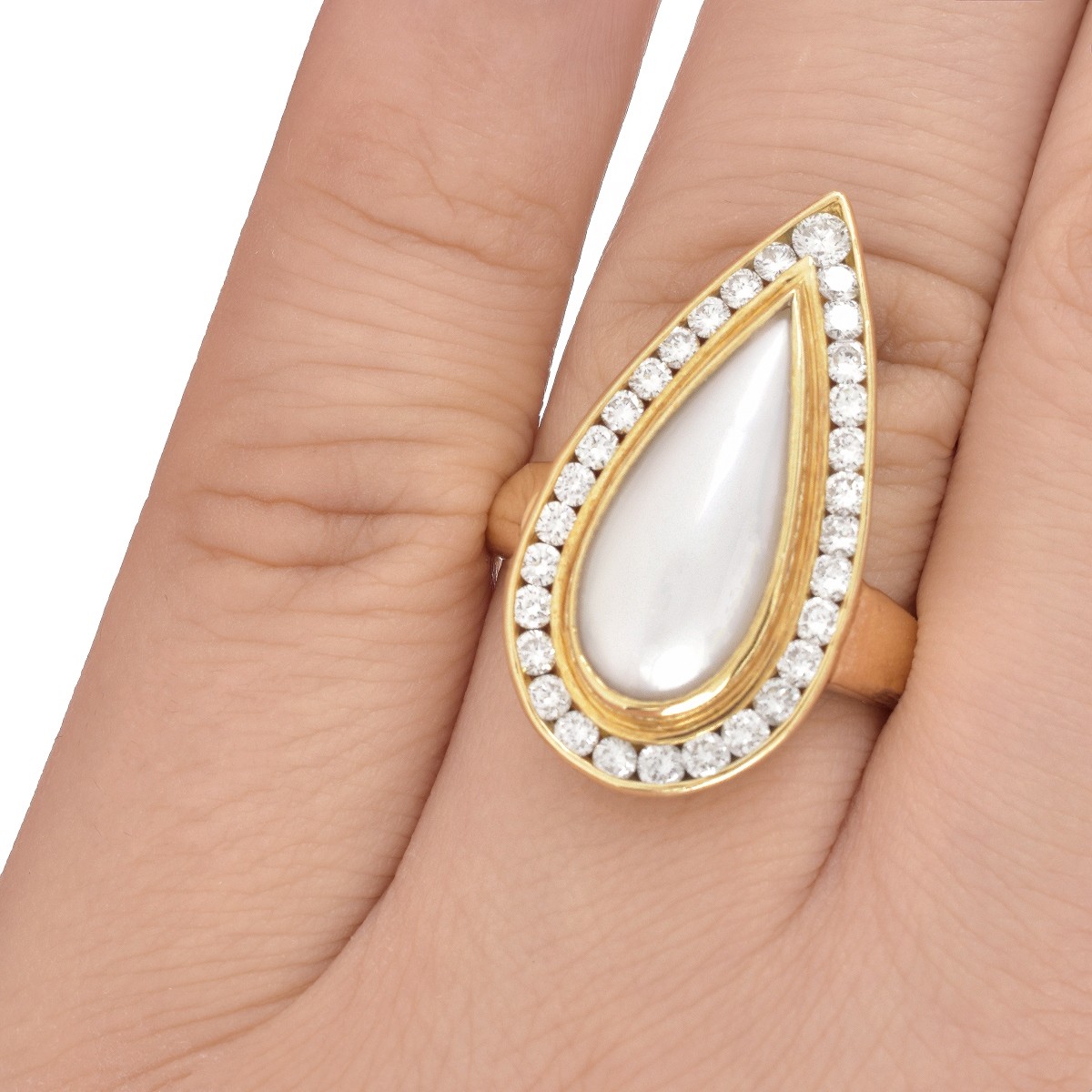 Mother Of Pearl, Diamond 18K Gold Teardrop Ring