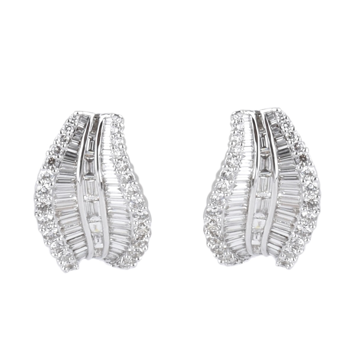 6.0ct TW Diamond and 18K Earrings.