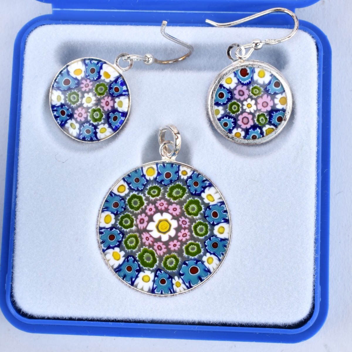 8 Murano Jewelry Sets