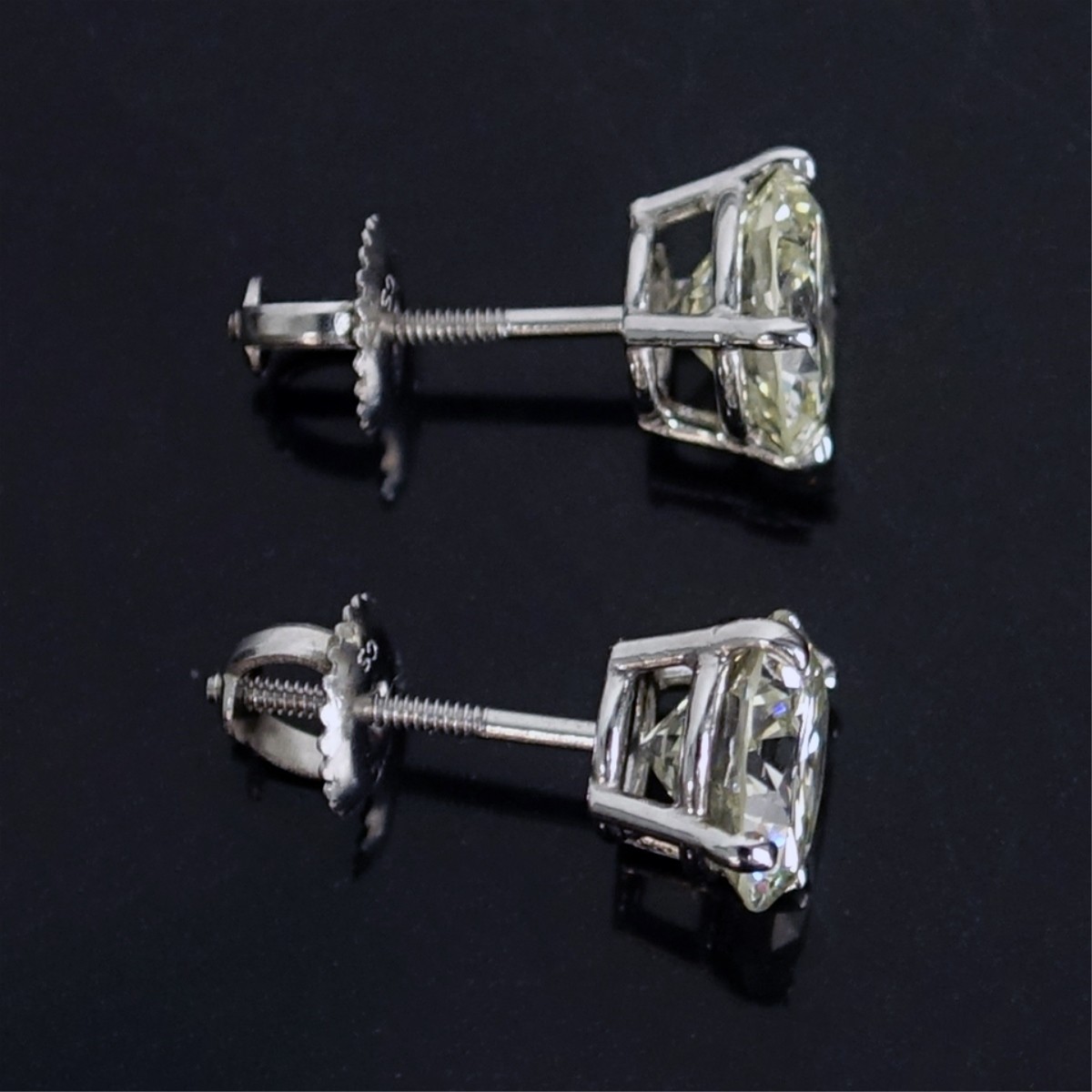 Pair 3.59ct TW Diamond Stud Earrings