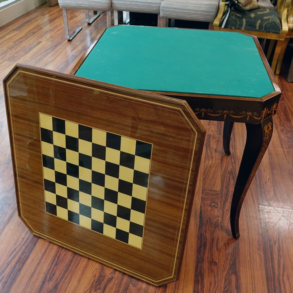 Italian Game Table