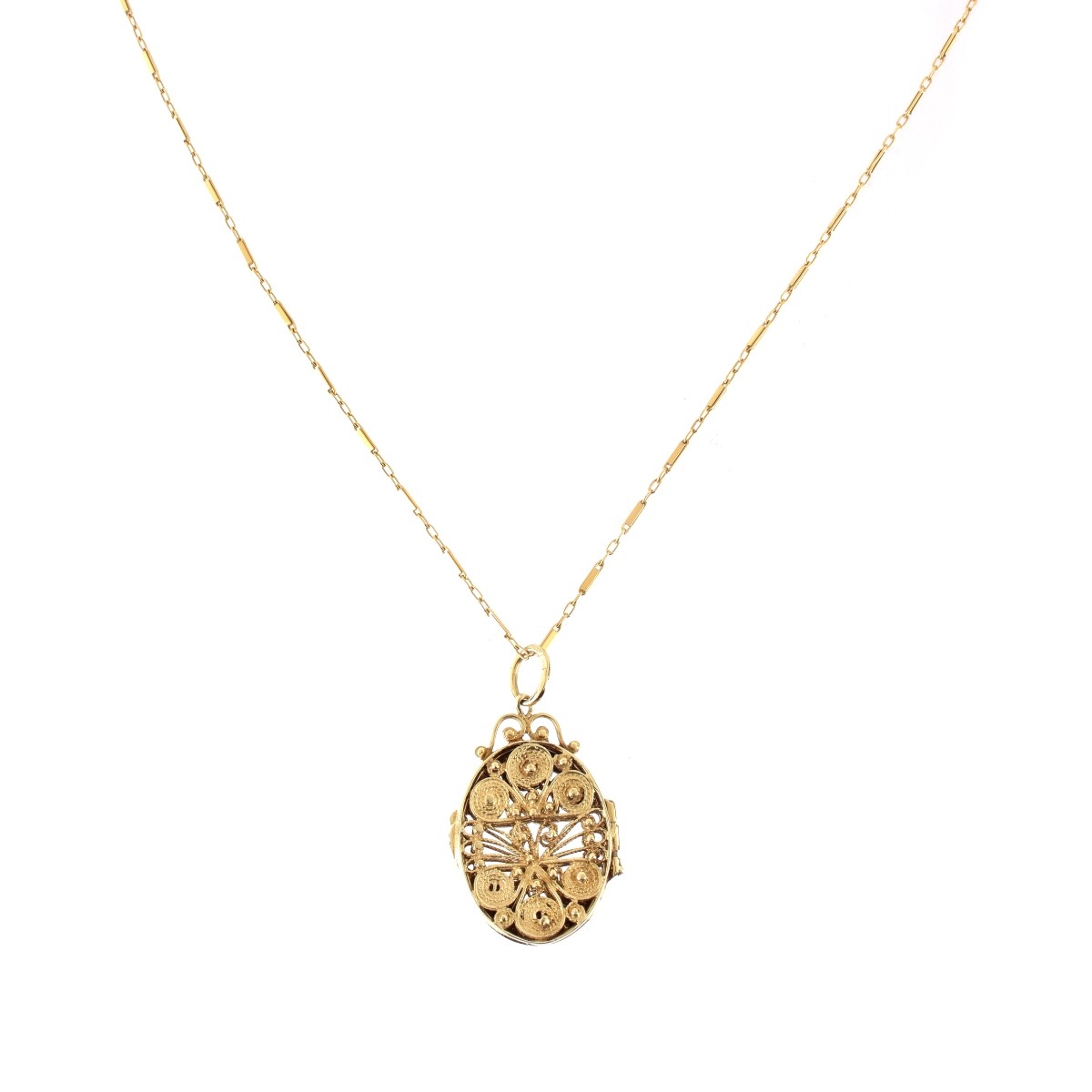 14K Filigree Locket and Chain