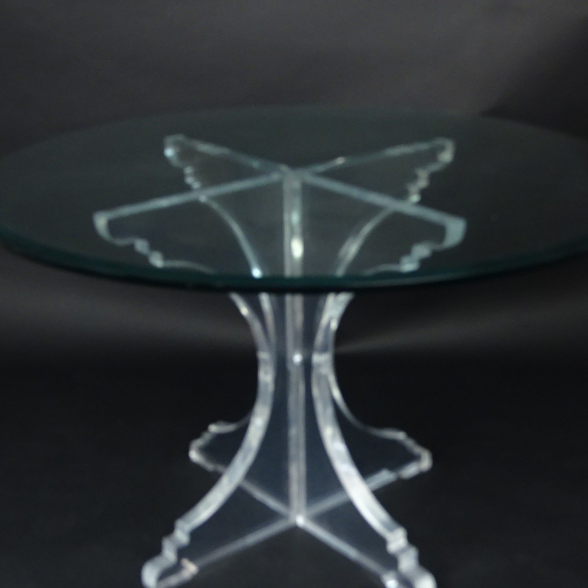 Mid Century Modern Lucite and Glass Top Table. Base needs a minor cleaning,