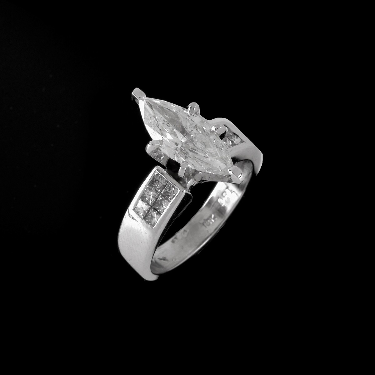 Diamond and 18K Ring