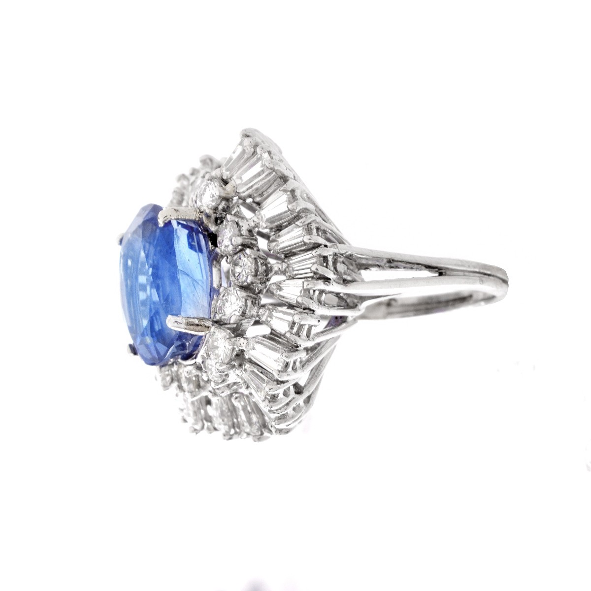 AGL Ceylon Sapphire, Diamond and Platinum Ring