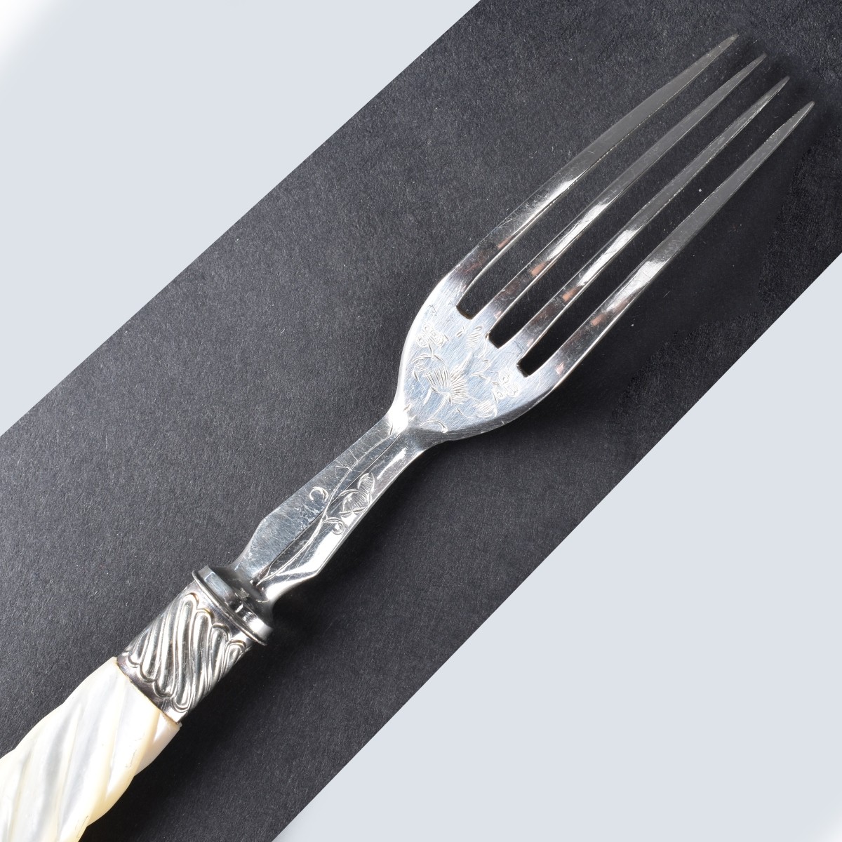 Fish Serving Set