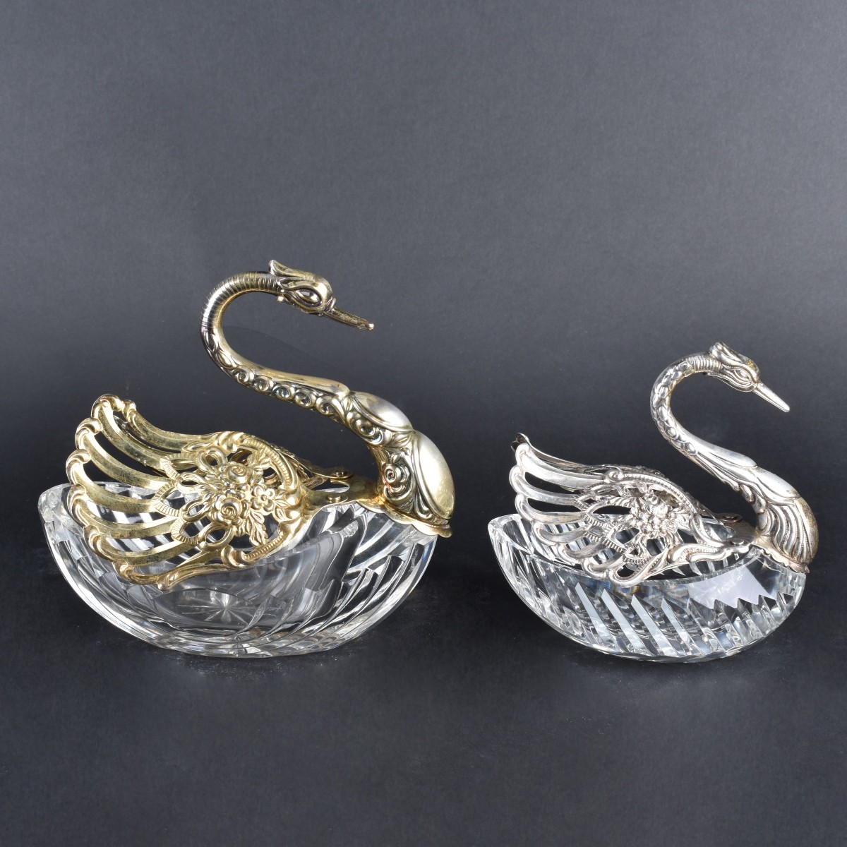 Two (2) Swan Bowls