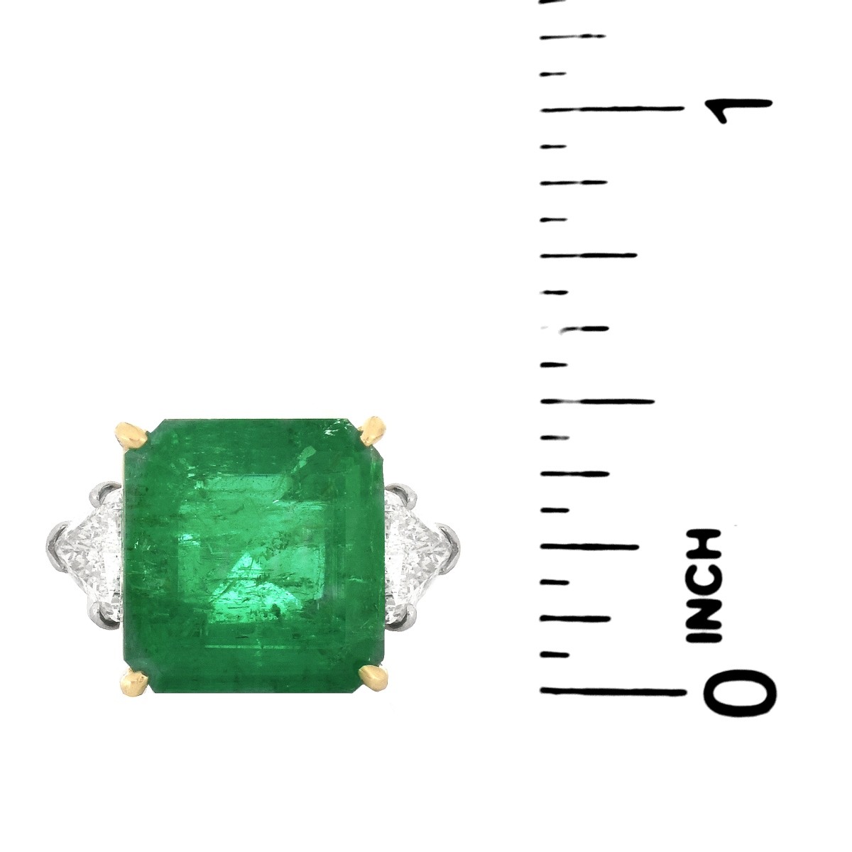 AGL 7.91ct Emerald Ring