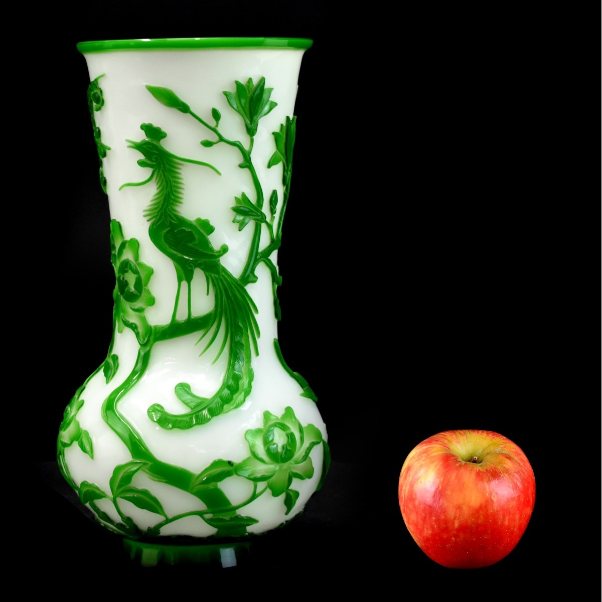 Chinese Peking Vase