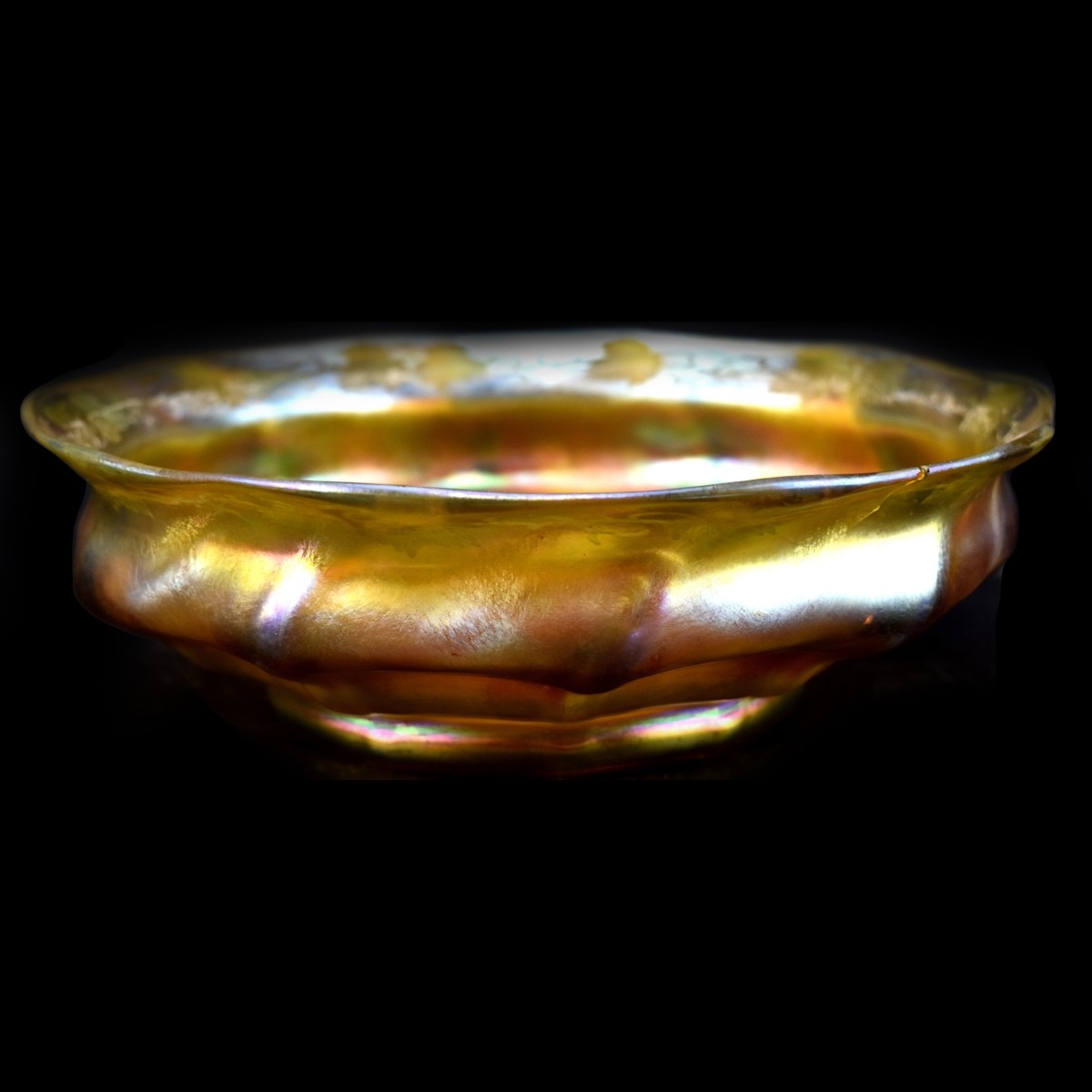 Tiffany Favrile Glass Leaf and Vine Bowl