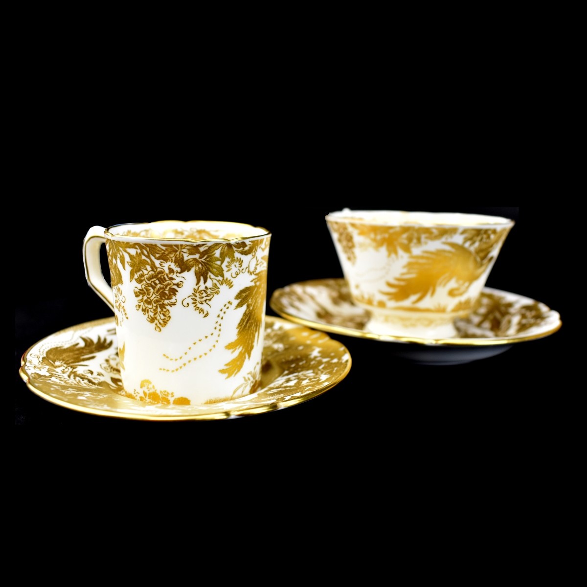 Royal Crown Derby Gold Aves