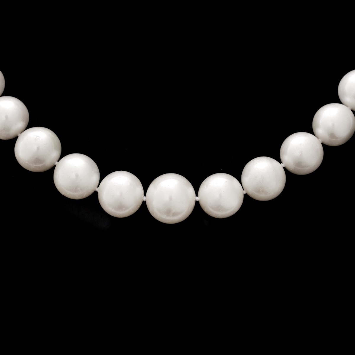 17" L 12.0-14.0mm Pearl Necklace