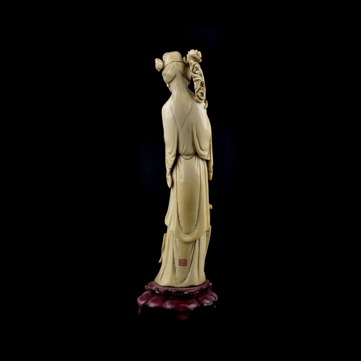 Chinese Ivory Figurine