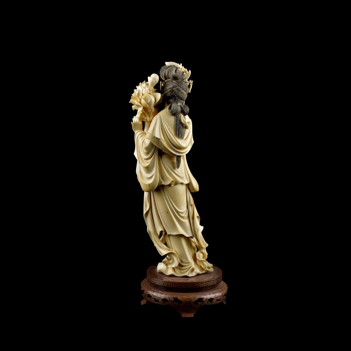 Chinese Ivory Figurine