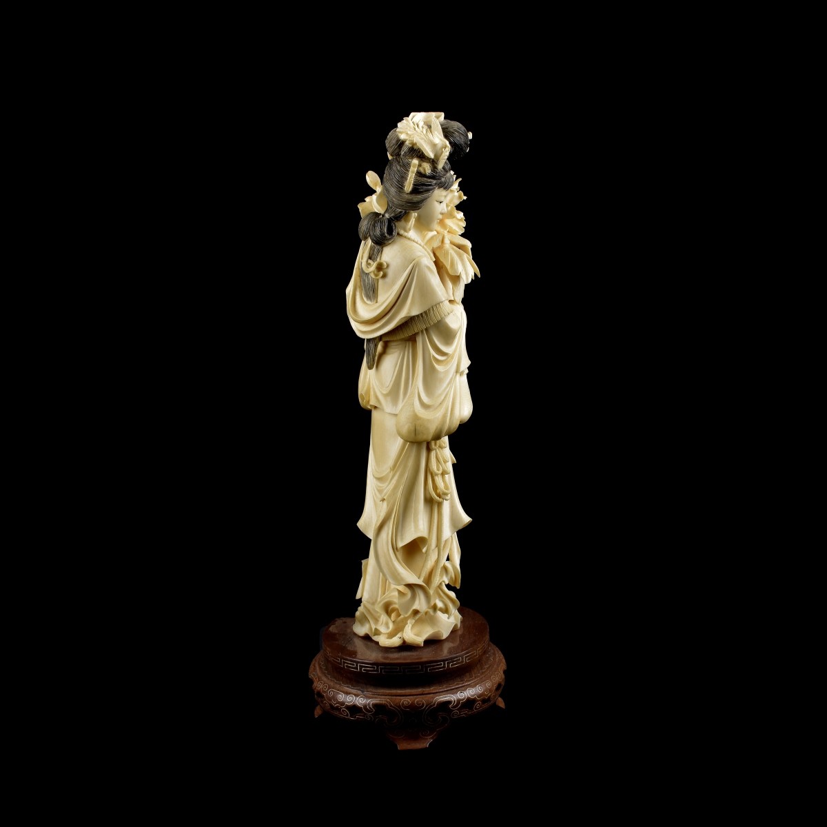 Chinese Ivory Figurine