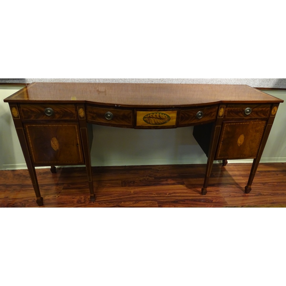 1815 English Hepplewhite Sideboard