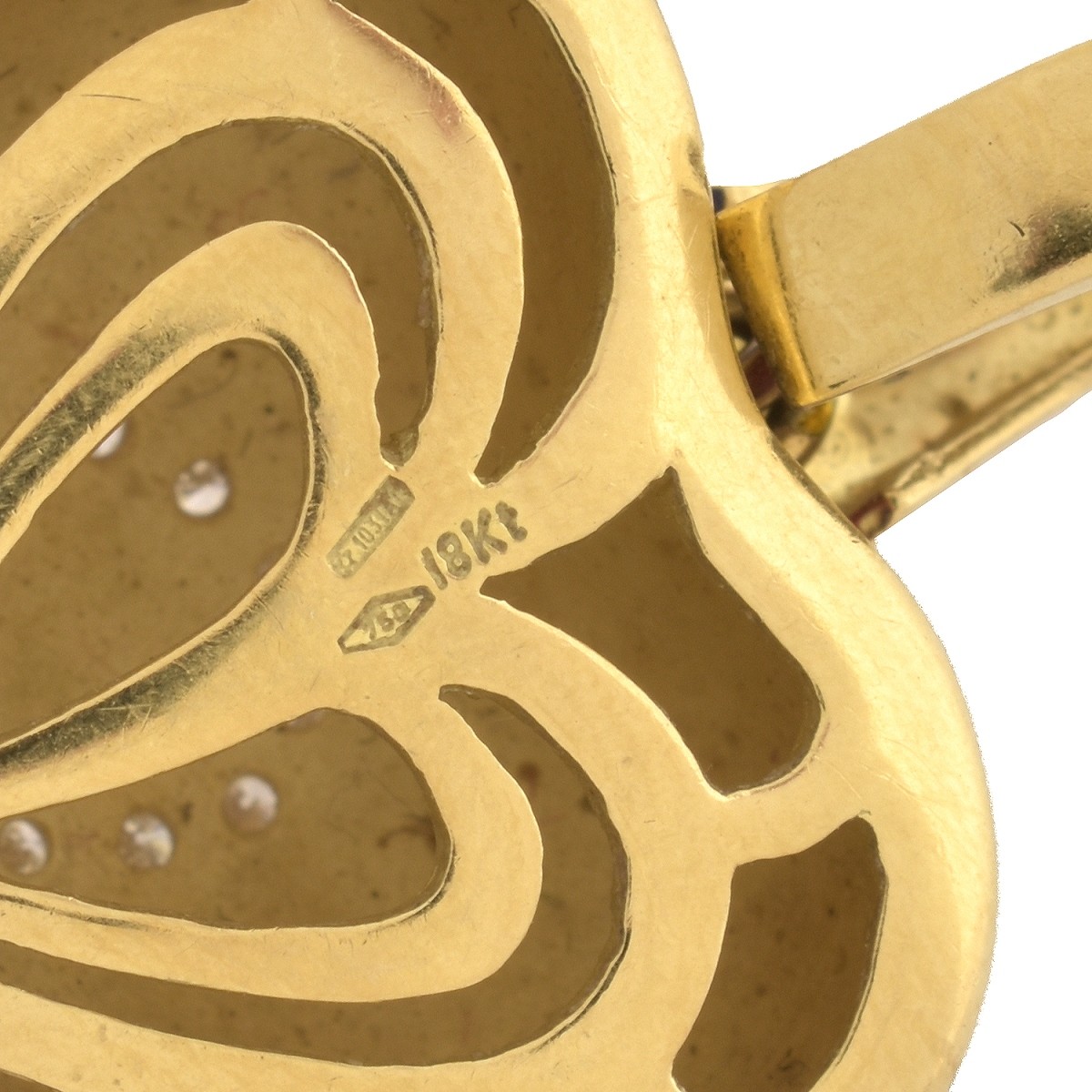 18K and Enamel Heart Pendant