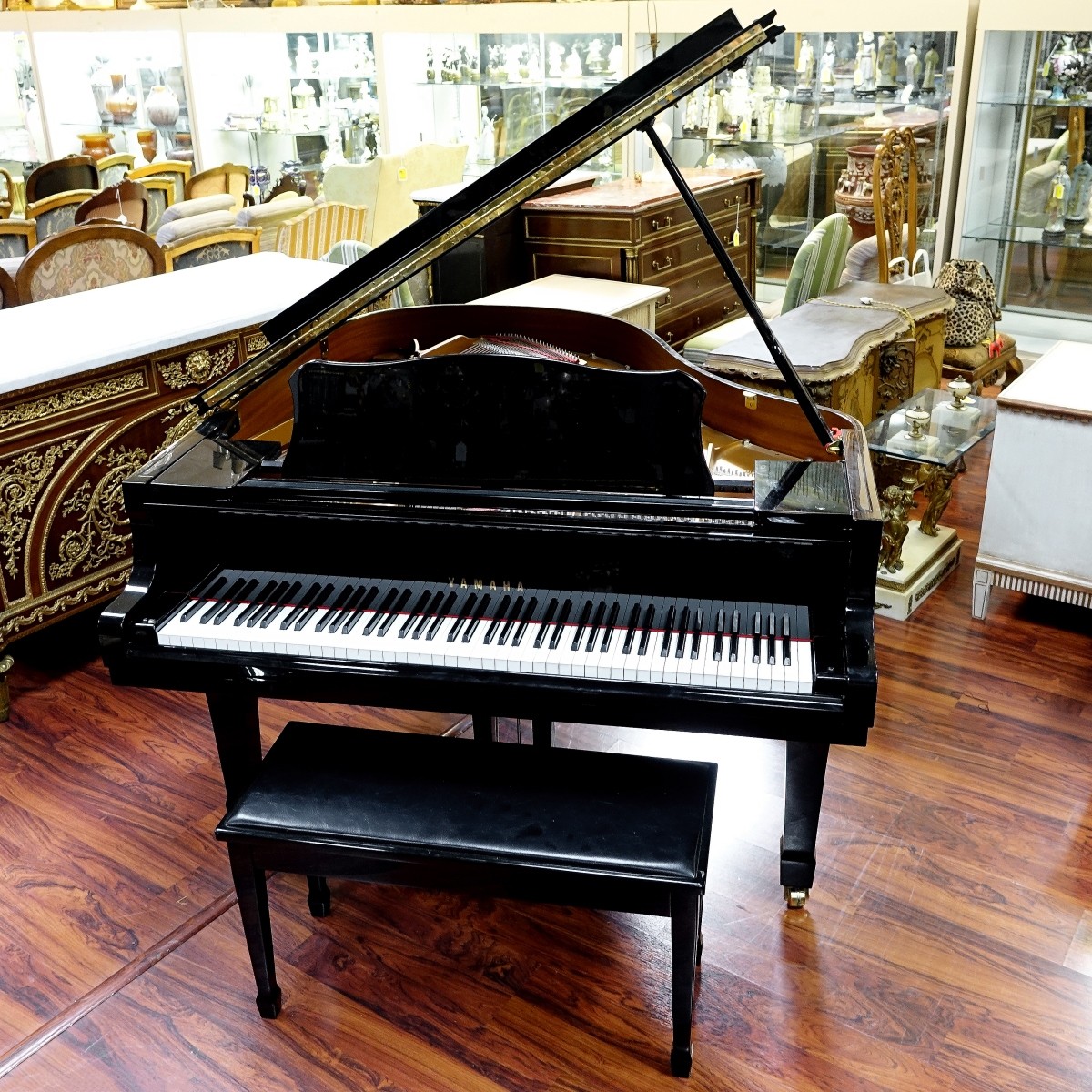 Yamaha C2PE 5'8" Baby Grand Piano