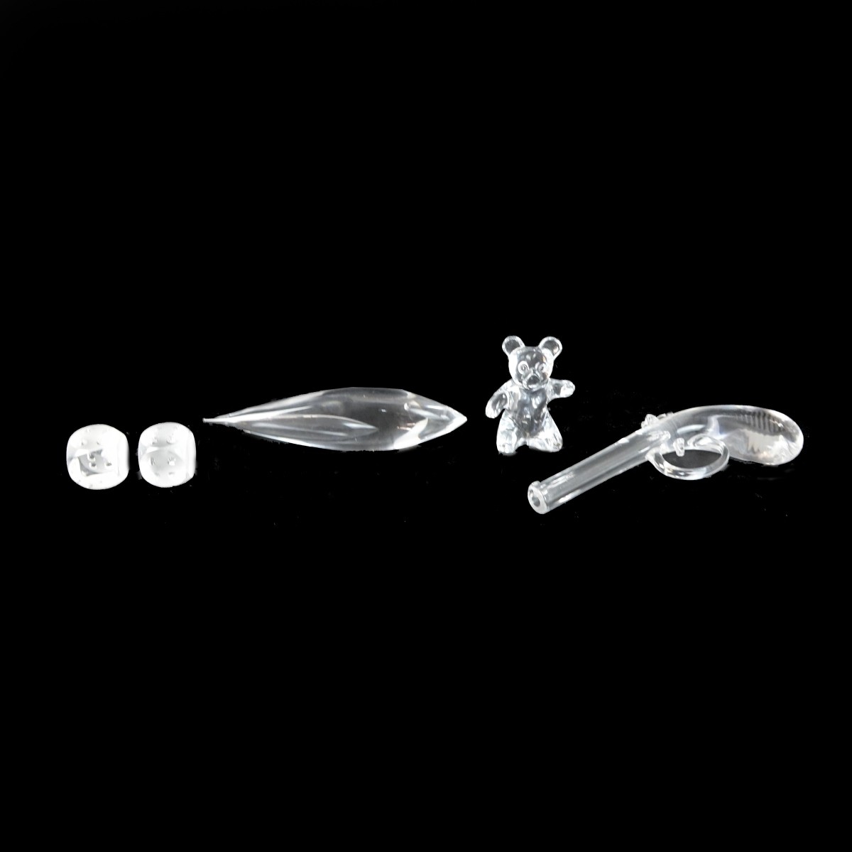 4 pieces Decorative Crystal Objects