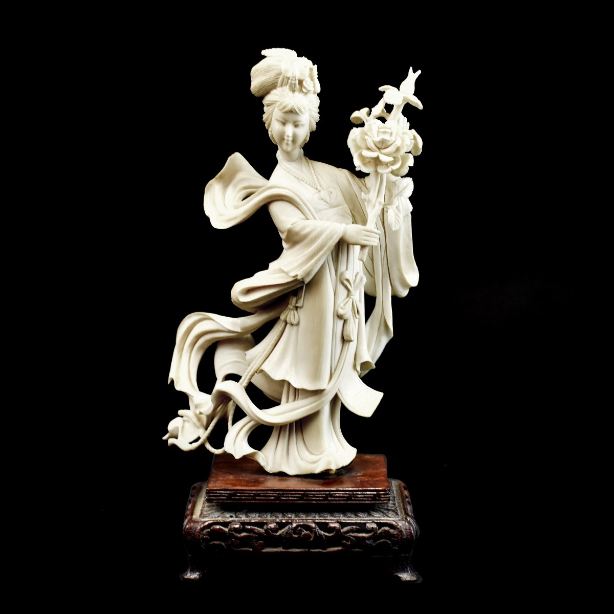 Antique Chinese Carved Guanyin Figurine