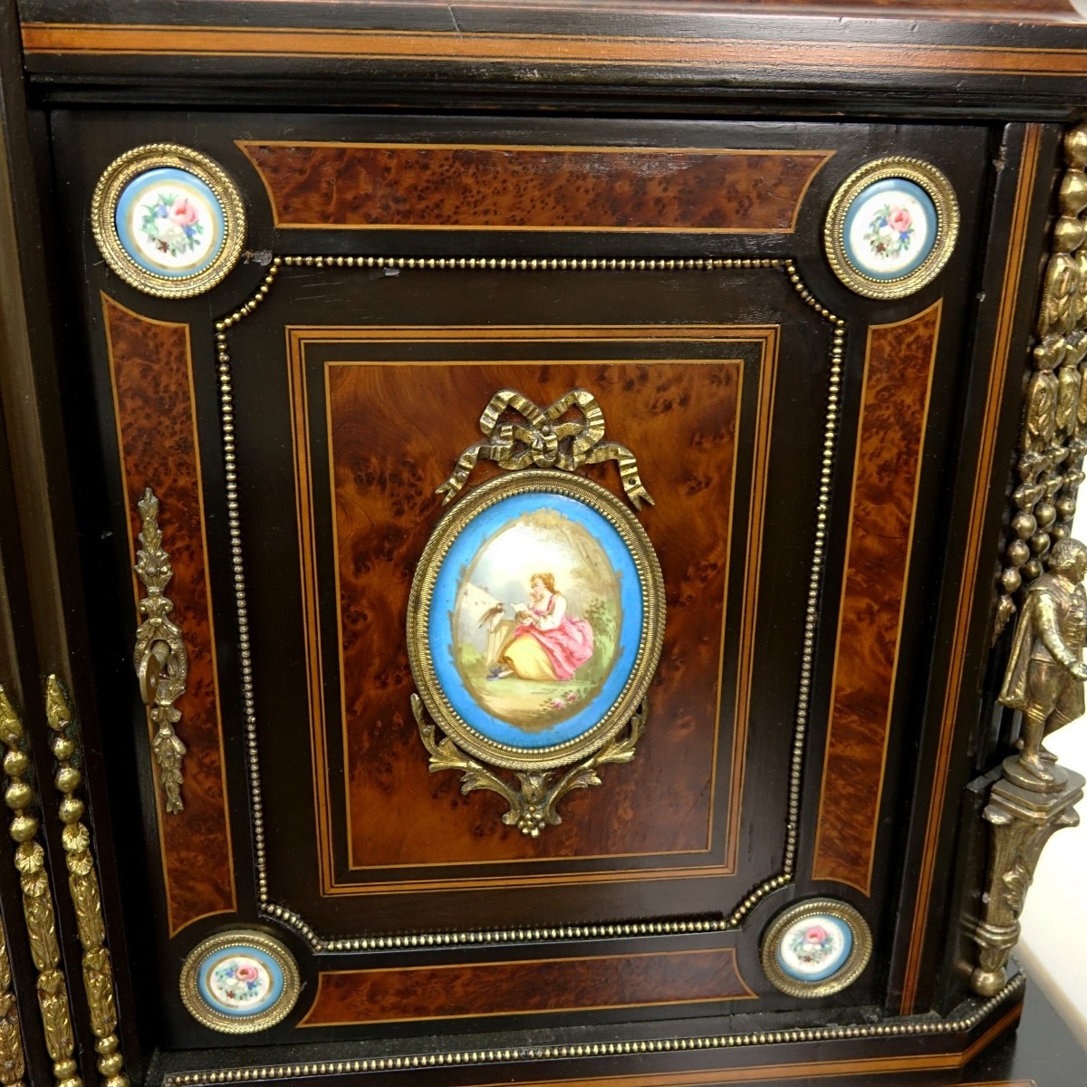 19th Century English Victorian Cabinet