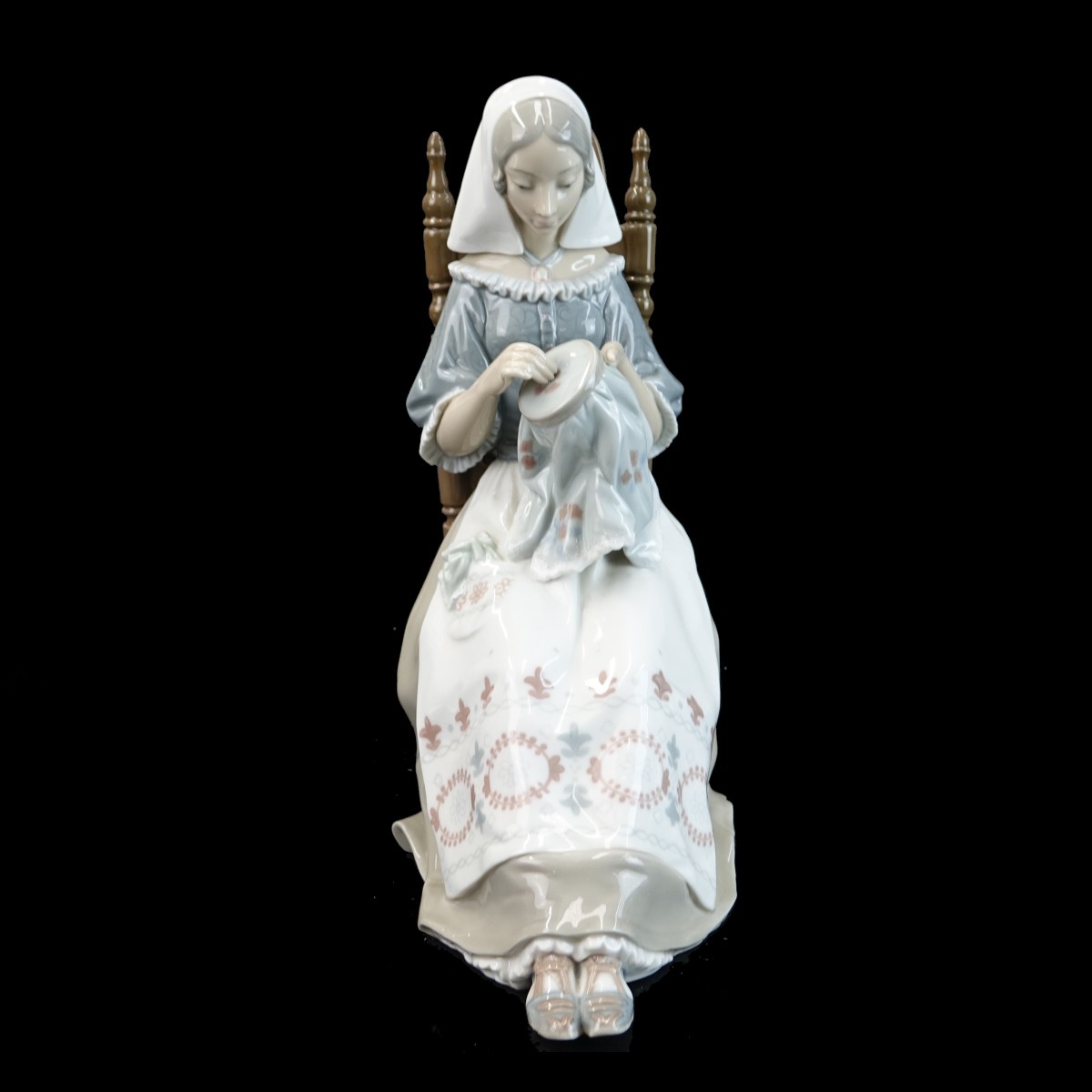 Lladro "Insular Embroideress" Figurine