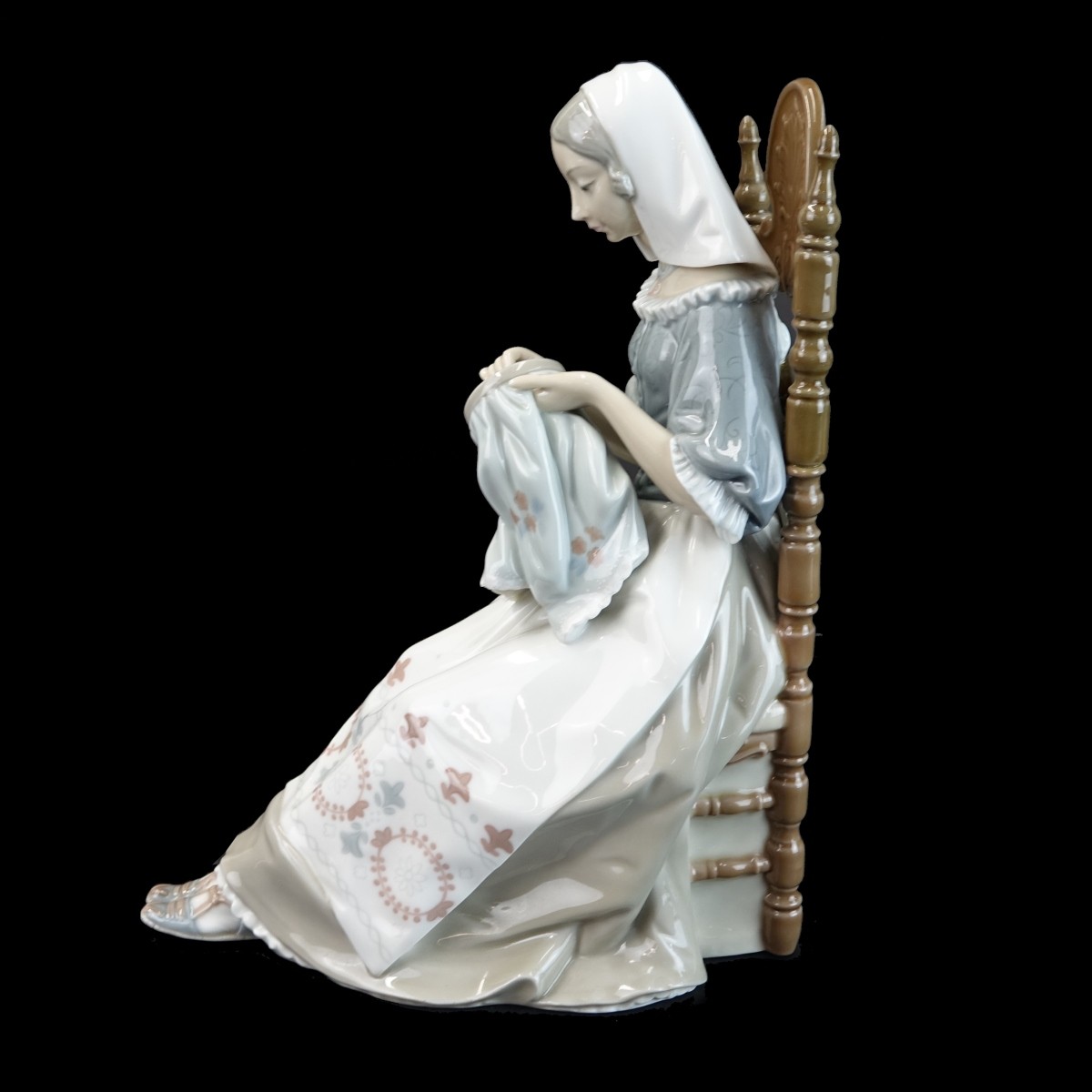 Lladro "Insular Embroideress" Figurine