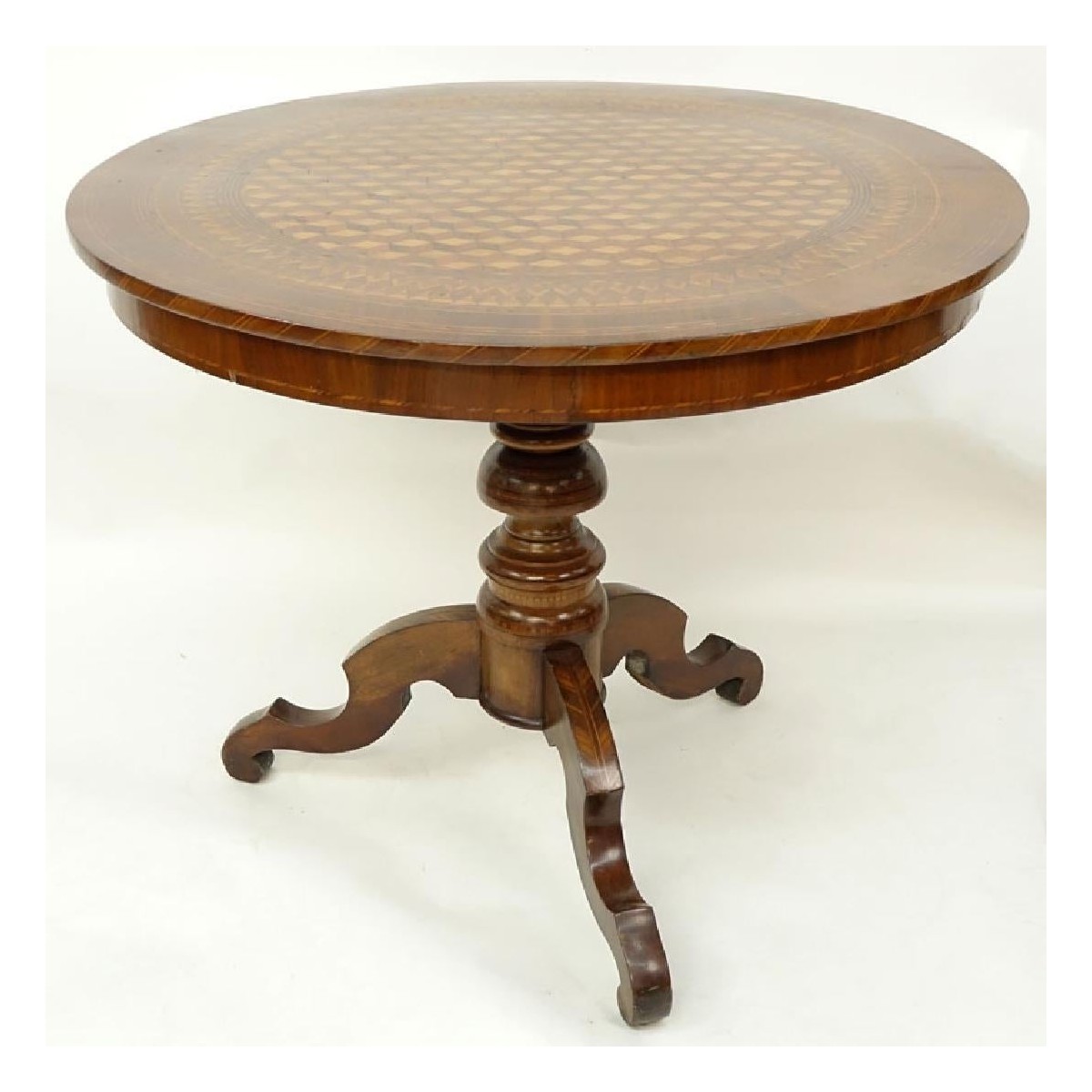 Antique American Pedestal Table