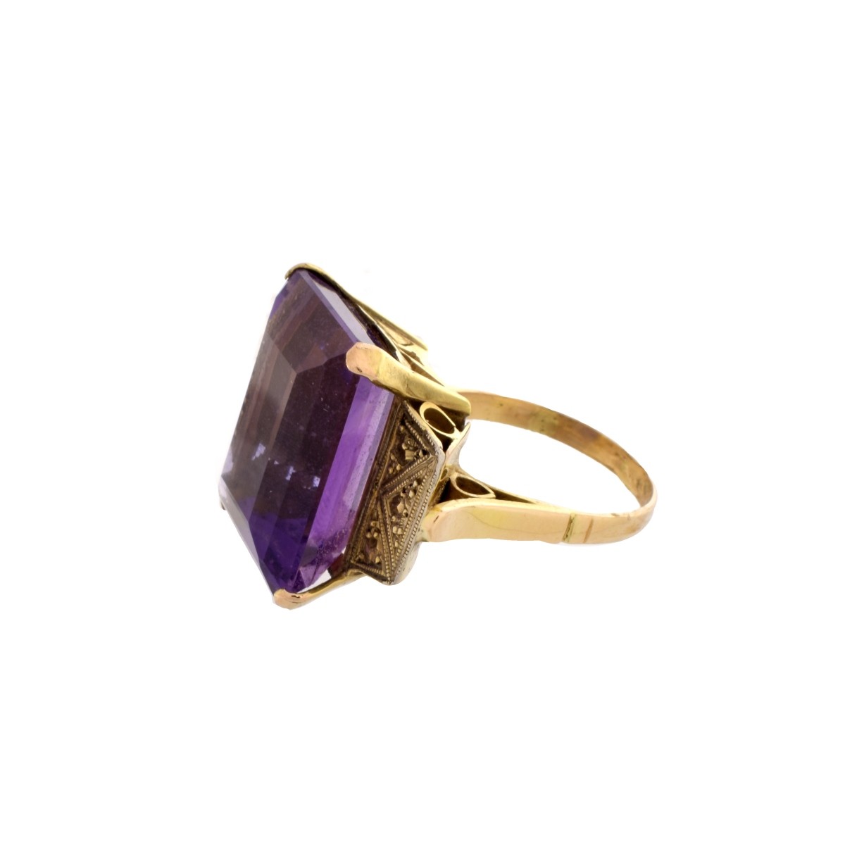 Vintage Amethyst and 14K Ring